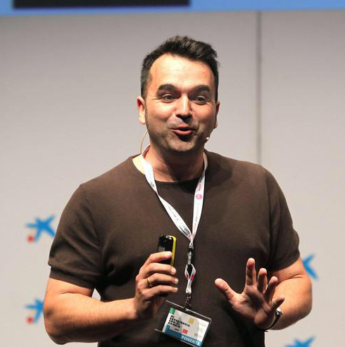 Manu Velasco